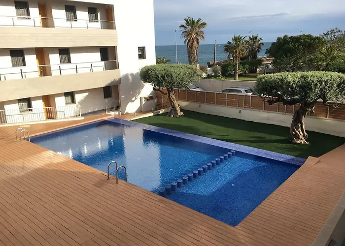 Avinguda De Pau Bejar Apartamento