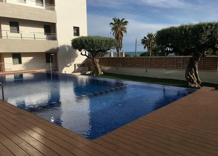 Avinguda De Pau Bejar * Vinarós