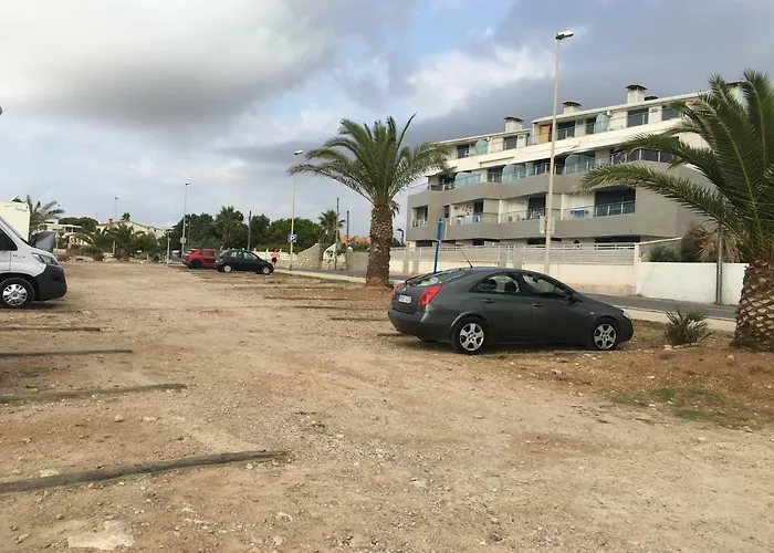 Avinguda De Pau Bejar *