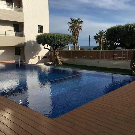 Avinguda De Pau Bejar * Vinarós